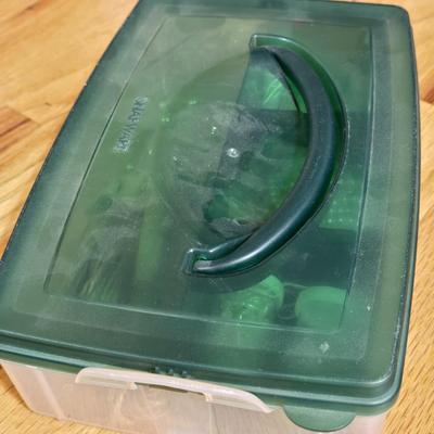 Snapware Container with Faux Pearl Beads