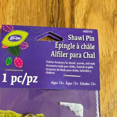 New in the Package Shaw Pin