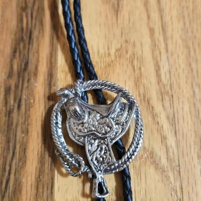 Saddle Silvertone Bolo Tie