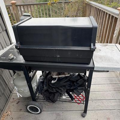 Weber "Genesis Silver B" LP Gas Grill & Assessories (FD-SD)