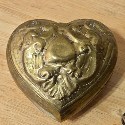 Mixed Brass Deco Lot