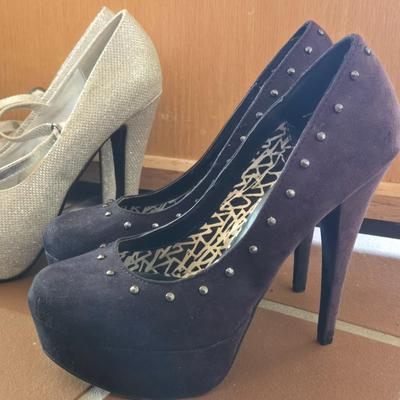(3) Pairs of High Heels