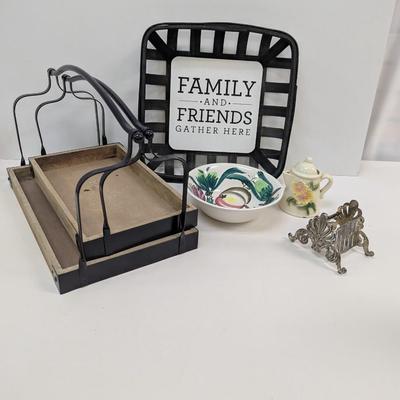 Silver Plate Knife Holder Center Pieces Wooden Trays With Handles