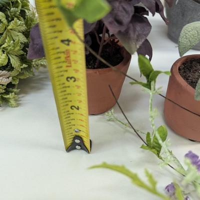 Artificial Floral Decor With Ceramic Pots