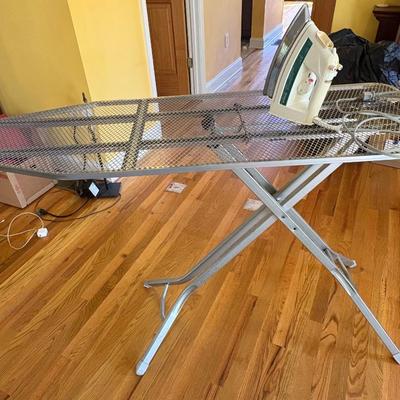 Rowenta Professional Steam Iron, Ironing Board & Wooden Hangers (L-ES)
