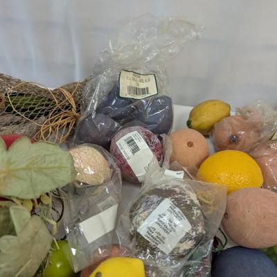 Sale Photo Thumbnail #2935: Assortment Of Faux Vegetables & Fruit