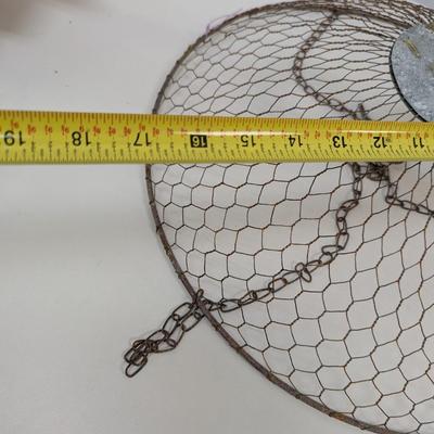 Metal Deck Railing Table Metal Tray & Wire Baskets With Hole