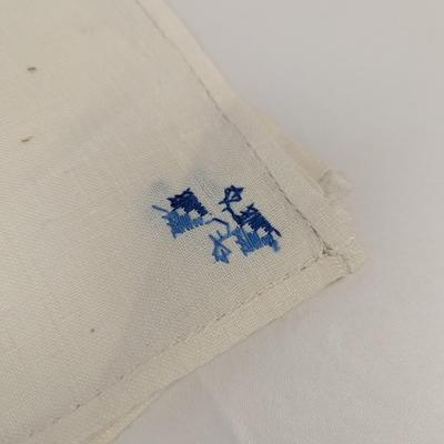 Hand Stitched Table Cloth & Napkins