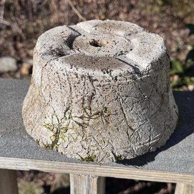 Several Cement Pots (BD-DZ)
