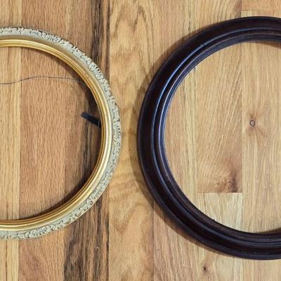 Gold Gilt Wood Round Frame and Dark Stain Round Wood Frame