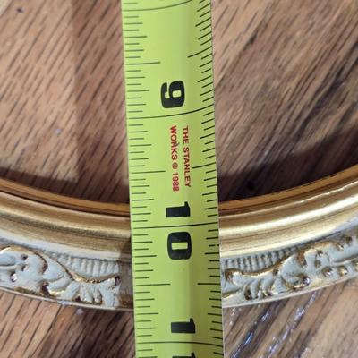 Gold Gilt Wood Round Frame and Dark Stain Round Wood Frame