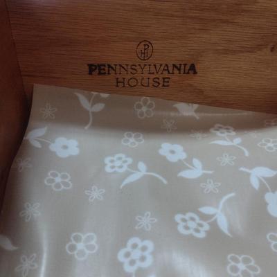 Pennsylvania House side Table with Drawer- Approx 22" x 14" x 24 1/2" Tall