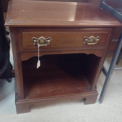 Pennsylvania House side Table with Drawer- Approx 22" x 14" x 24 1/2" Tall