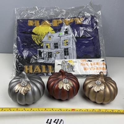 Robert Stanley Pumpkins and More