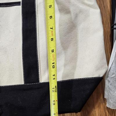 Black & White Tote and Fold Out Organizer