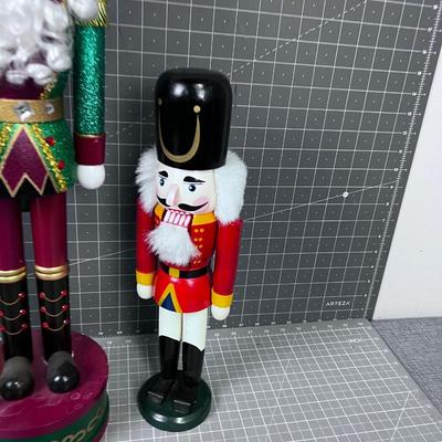 Nutcracker Collection. 
