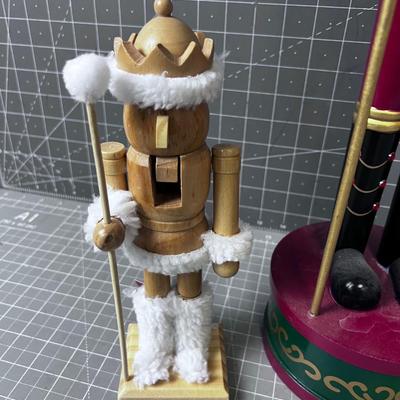 Nutcracker Collection. 