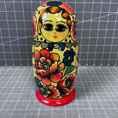 Nested Dolls from Russia With Love (7) Authentic