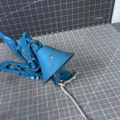 The Blue Bird Dinner Bell, Cast Iron