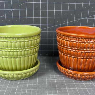 2 McCoy Planters  Orange and Green 