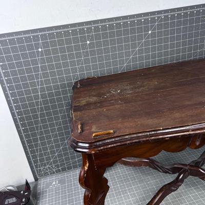 Small Mahogany Coffee Table