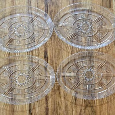 Seasonal Paper Napkins & Plastic Serving Trays