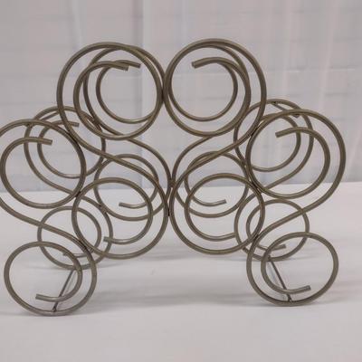 Metal Scroll Design Wine Rack
