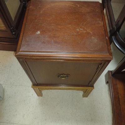 Sale Photo Thumbnail #1810: Wooden Storage Chest Style Side/Accent Table- Approx 16" x 13 3/4" x 26 1/4" Tall