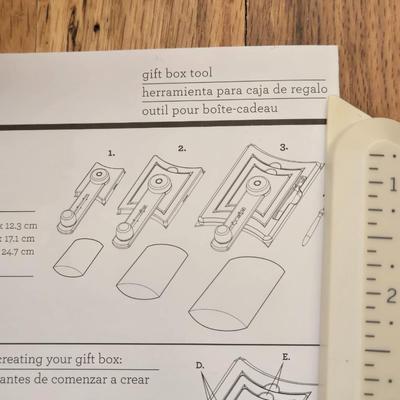 Martha Stewart Gift Box Tool