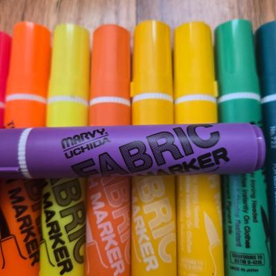 Fabric Markers with Storage Container