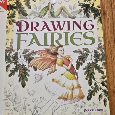 How to Draw Books (2)