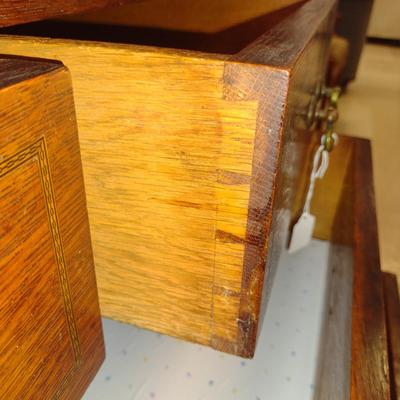 Antique Two Over Two Drawer Dresser- Approx 40" x 22" x 33 1/4" Tall