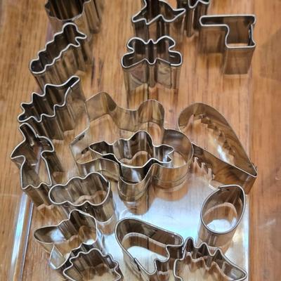Mini Cookie Cutters, Funnels & More