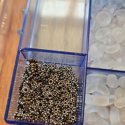 Beads & Jewelry Findings Lot