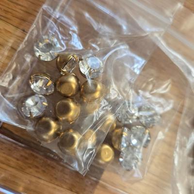 Beads & Jewelry Findings Lot