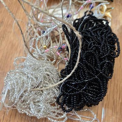 Strings of Beads, Bags of Loose Beads, Stone Pendants