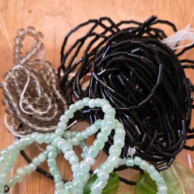 Strings of Beads, Bags of Loose Beads, Stone Pendants
