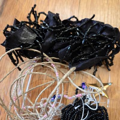 Strings of Beads, Bags of Loose Beads, Stone Pendants