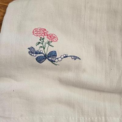 Mixed Lot Of Deco Items