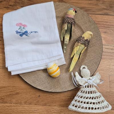 Mixed Lot Of Deco Items