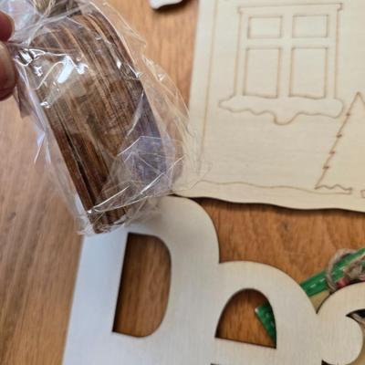 Holiday Crafts- Signs and Ornaments
