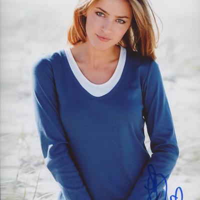 Tabrett Bethell signed photo