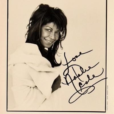 Natalie Cole signed promo photo 