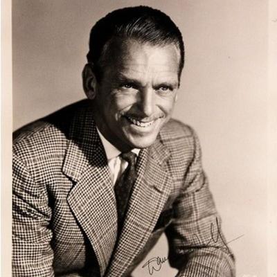 Douglas Fairbanks signed portrait photo 