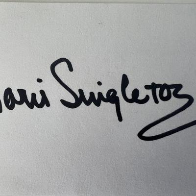 Doris Singleton original signature 