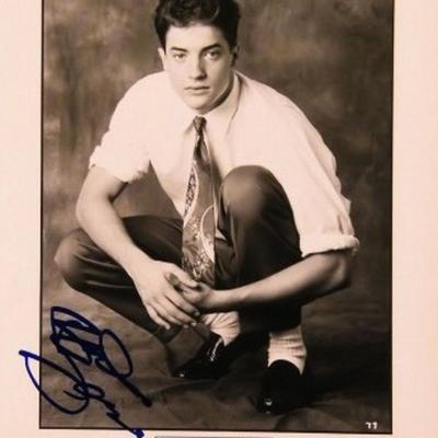 Brendan Fraser signed promo photo 