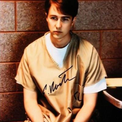 Edward Norton signed movie still photo 