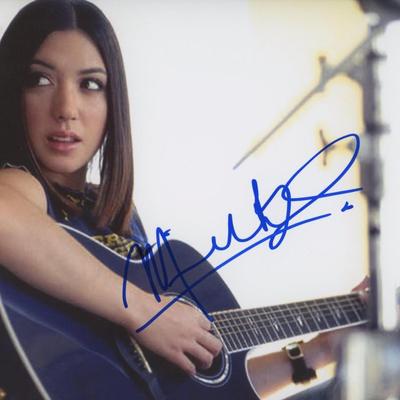 Grammy Award winner Michelle Branch signed photo
