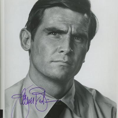James Brolin signed photo