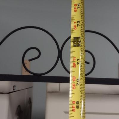Metal Baker's/Wine Rack - Approx 17 3/4" x 12 1/4" x 72 1/2" Tall